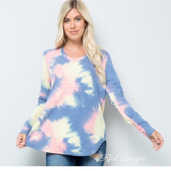 ❤️LAST 1! V Neck Super Soft Tie Dye Top! - Picture 4 of 6